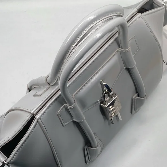 Givenchy Antigona Lock Shoulder Bag - Picture 12 of 16